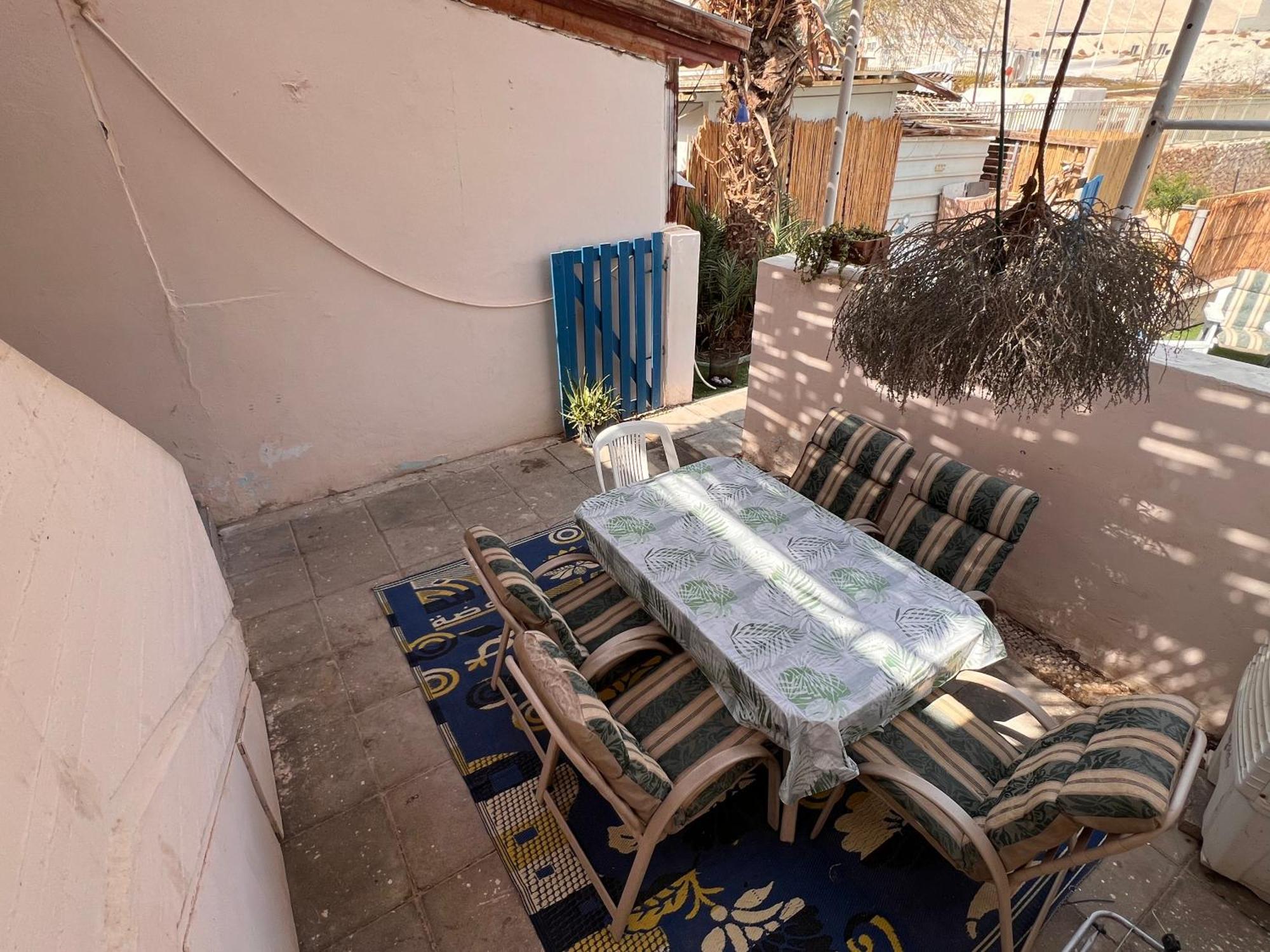 King Of The Dead Sea By Crown Neve Zohar Exterior foto
