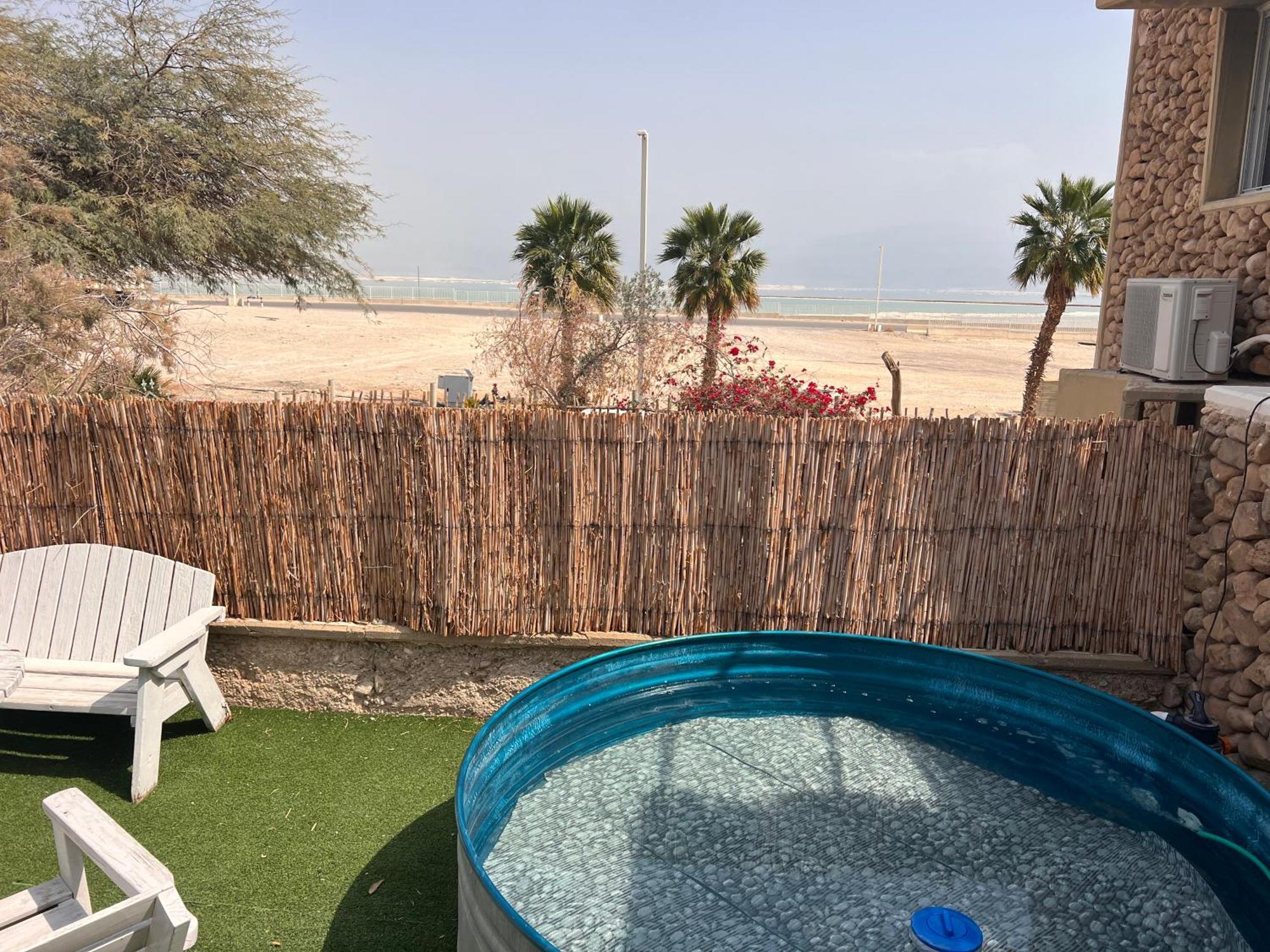 King Of The Dead Sea By Crown Neve Zohar Exterior foto
