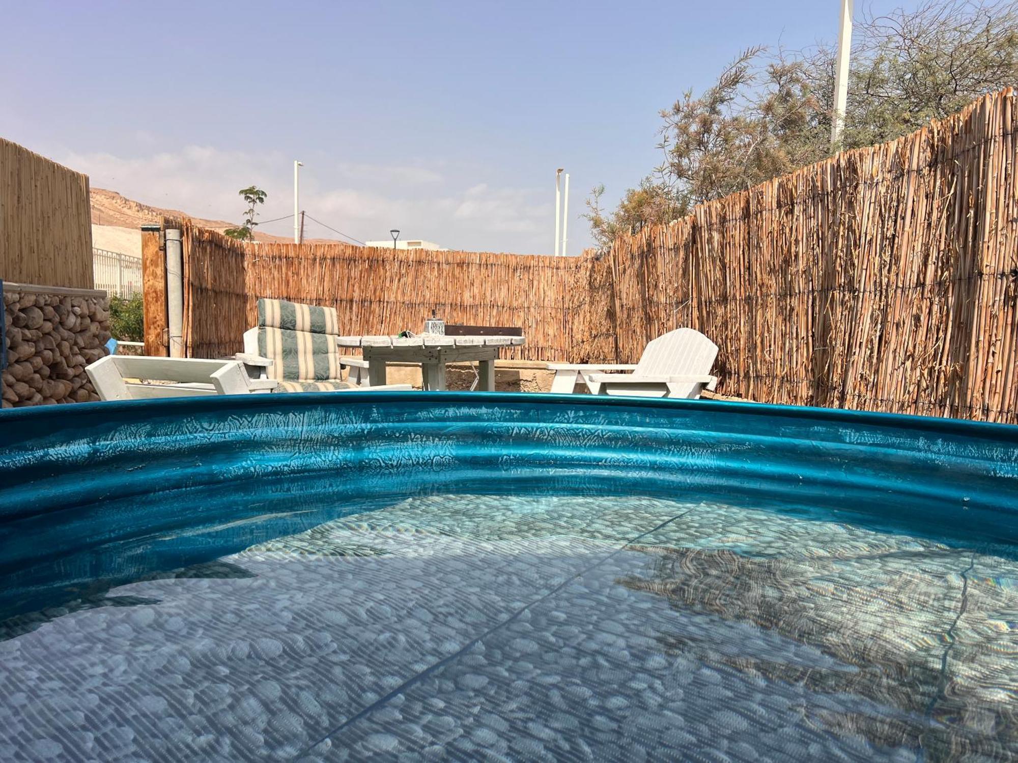King Of The Dead Sea By Crown Neve Zohar Exterior foto
